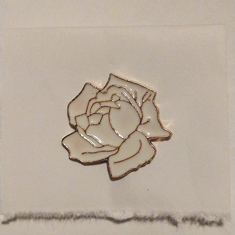 White Rose Metal Pin/Brooch
